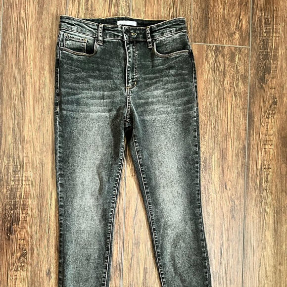 STS Blue Denim - STS Blue, Ellie High Rise, skinny jeans.  Size 27.  Super stretchy!